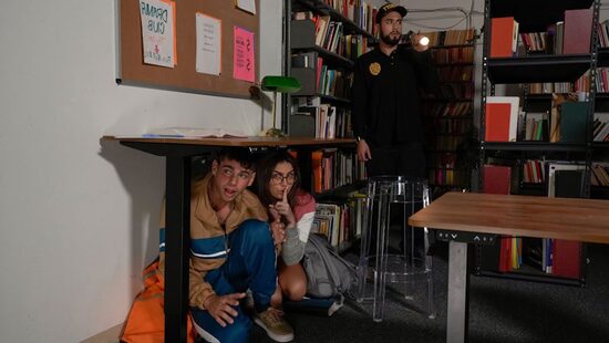 Ночью в библиотеке работают другие правила